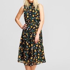 Who What Wear Black midi/maxi Floral Short Sleeve Mock Neck Dress XS